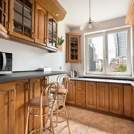 Апартаменты Wola Norblin Spacious By Bookinghost *