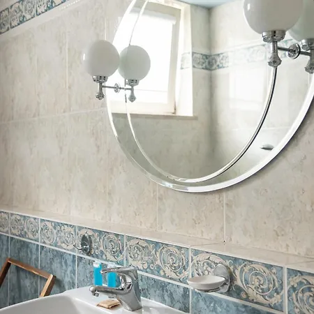 Wola Norblin Spacious By Bookinghost *