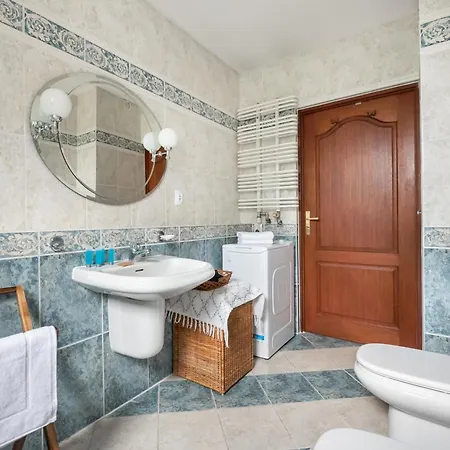 Wola Norblin Spacious By Bookinghost *