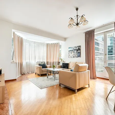 Wola Norblin Spacious Apartment