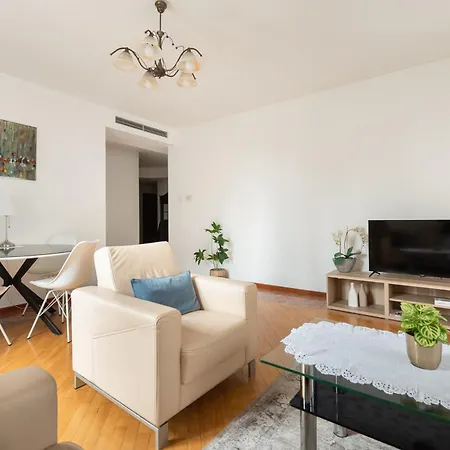 Wola Norblin Spacious By Bookinghost *